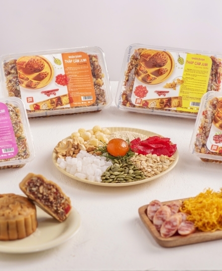 Jumi - Nhân Thập Cẩm Lạp Xưởng - Gà Quay 1Kg